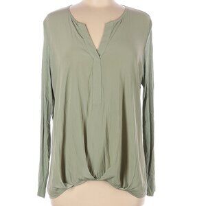 Lola & Sophie Size M Long sleeve V Neck light green blouse